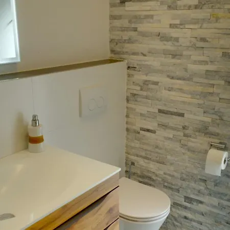 Nautilus-bay Seafront - Luxus Direkt Am - 310 Apartman Zavala